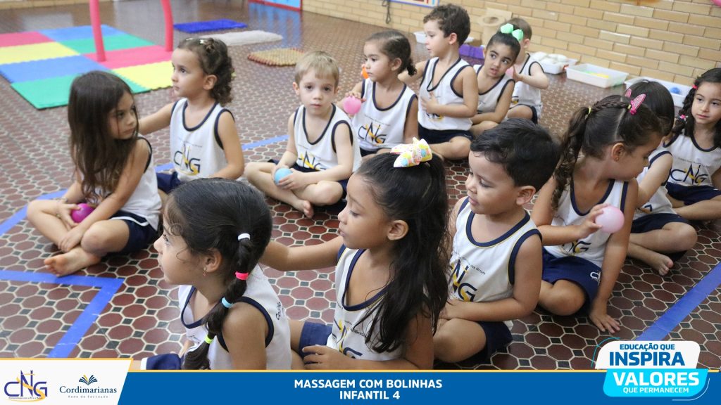 Massagem com bolinhas (Infantil 4)